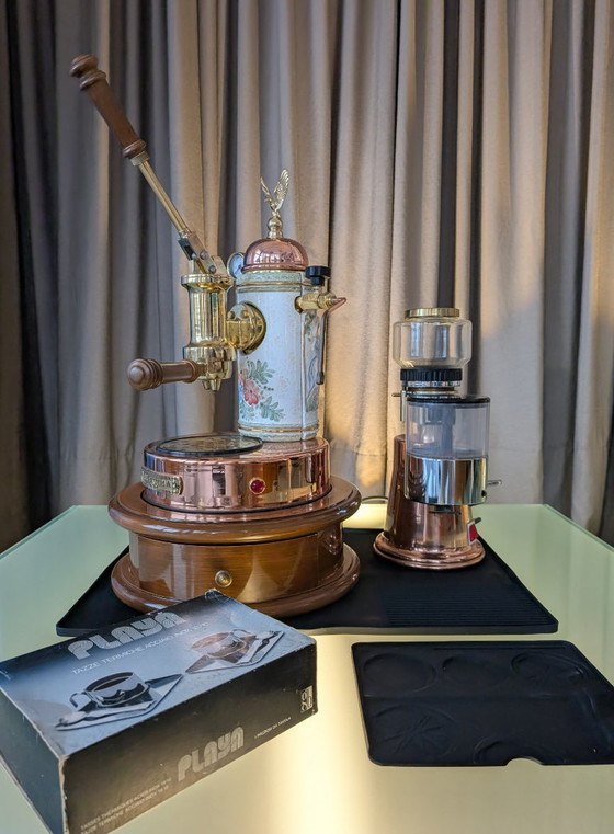 Image 1 of Elektra Micro Casa Lever S1 + macinacaffè Elektra + base Elektra SB + tazze Playa in acciaio inox