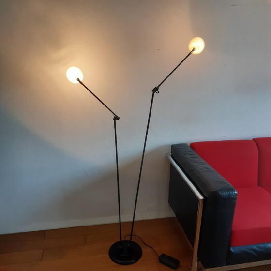 Image 1 of Lampada da terra a due bracci orientabili Pola Design Amstelveen, stile Memphis