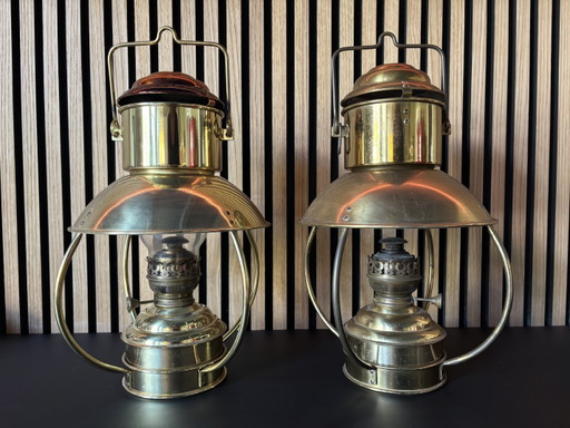 Scheepslamp (1 Of 2) Messing