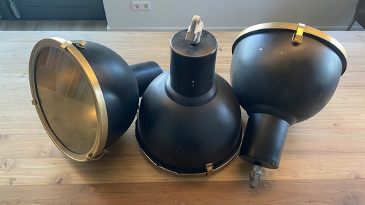 Industrial pendant lamps