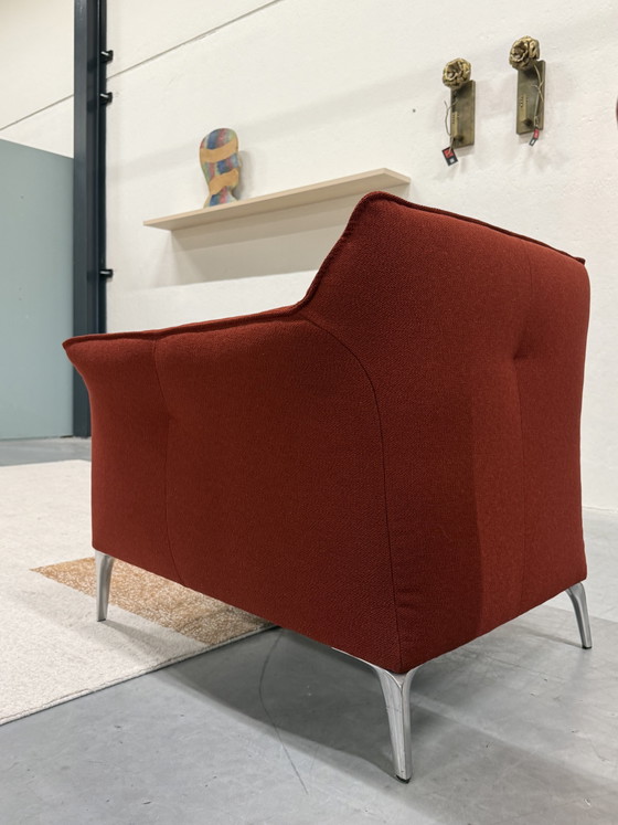 Image 1 of Leolux Mayon armchair red fabric