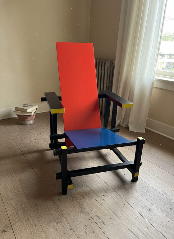 Image 1 of Sedia rosso-blu di Gerrit Rietveld – Replica esatta