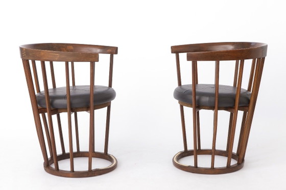 Set van 4 vintage fauteuils in tonvorm, jaren 70, Duitse beukenhouten eetkamerstoelen, zwart kunstleer, (photo 4 of 12)