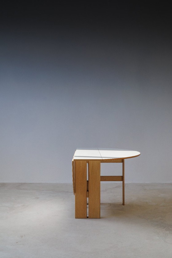 Image 1 of Scandinavische uitschuifbare eettafel