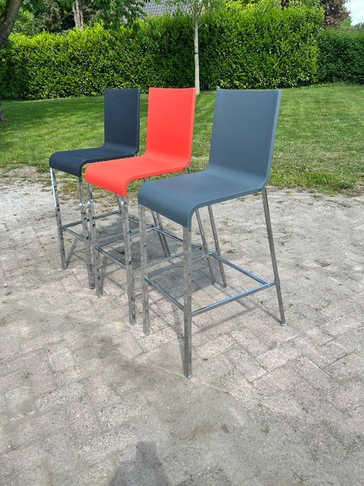 Lotto: sgabelli da bar Vitra .03, design Maarten Van Severen