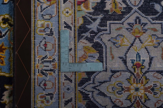 Image 1 of Hand-knotted Kashan cork oriental rug - 396 x 304 cm | finest cork wool, classic medallion & floral pattern