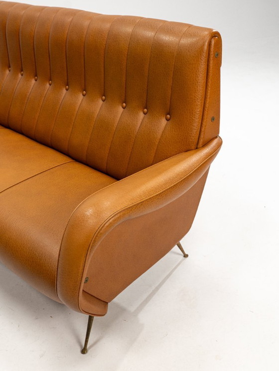 Image 1 of Dreisitzer-Sofa aus Skai-Holz mit Messingfüßen im Stil von Marco Zanuso, 1950er Jahre