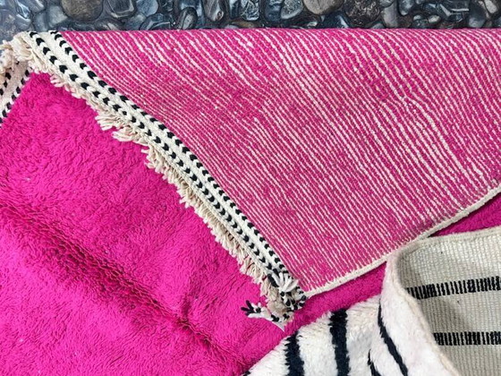 Moroccan rug in natural ecru wool with geometric patterns, 250cm x 150cm – Rugs & carpets (photo 9 of 9)