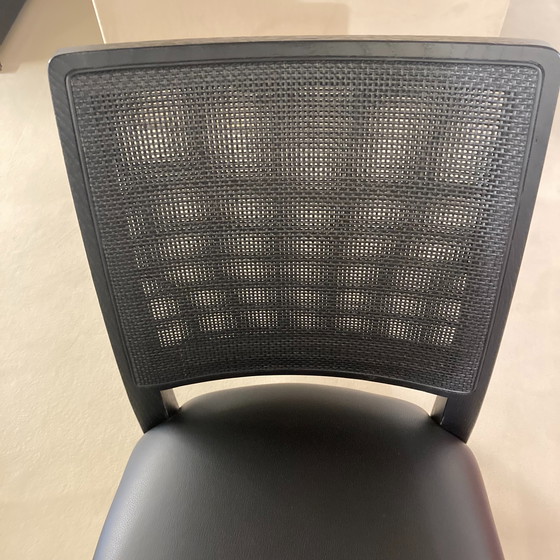 Image 1 of Maxalto Xilos eettafel - Ø160 met eetkamerstoel (set van 4)