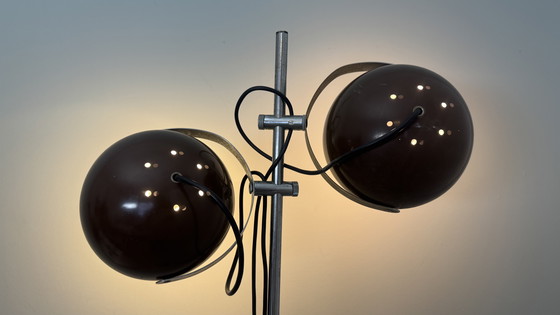 Image 1 of Lampadaire vintage des années 1970, âge de l'espace, globe marron