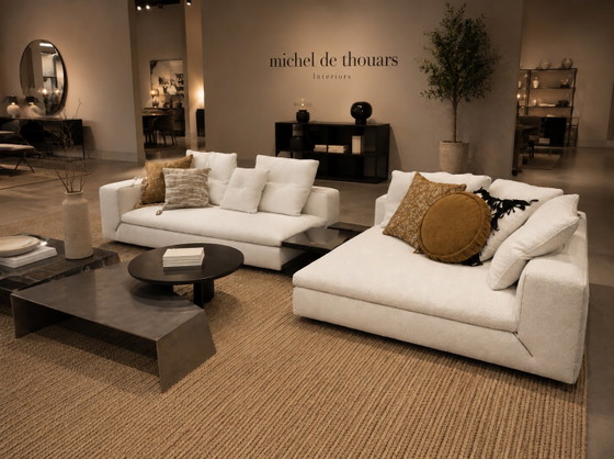 Modello dimostrativo Minotti Riley Configurazione 02 Tessuto Cat G con profili color cognac – Divani modulari (photo 2 of 13)