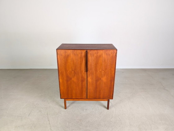 Image 1 of Armadio originale Asko Finland, cassettiera di metà secolo, teak vintage 2