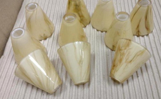 Image 1 of Marmorlampenschirme für G4-Fassung mit Klemmfeder