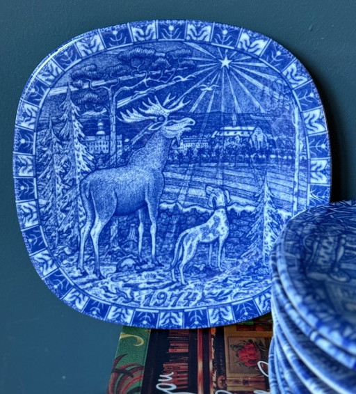 Rörstrand Julen set of 8 Gunnar Nylund plates