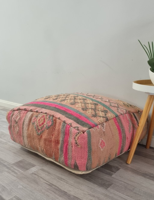 Kelim Pouf, Berber Sitzkissen, marokkanisches Bodenkissen