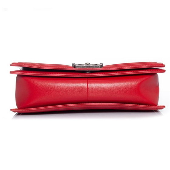 Image 1 of Chanel, borsa Boy media trapuntata rossa