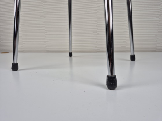 Image 1 of Tabouret Brabantia vintage. Tabouret carré chromé et noir.