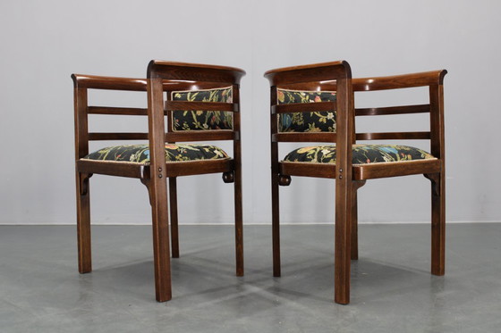 Image 1 of 1930er Jahre Zwei restaurierte Thonet-Sessel, Tschechoslowakei