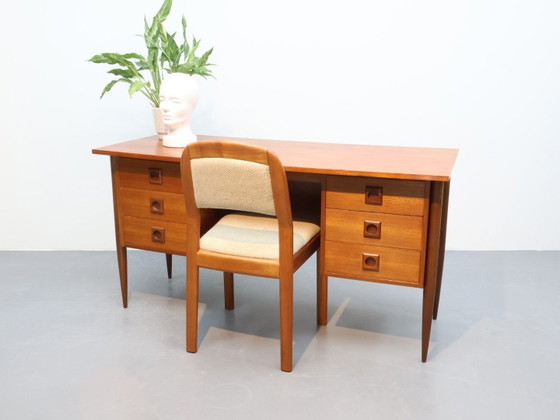 Vintage bureau / Deens / Jaren `60 / Teak (photo 3 of 5)
