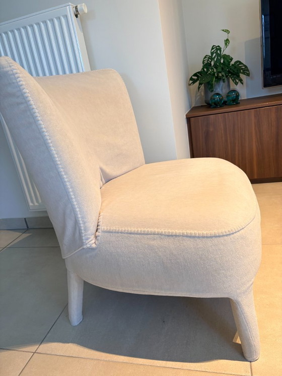Image 1 of Maxalto Febo armchair