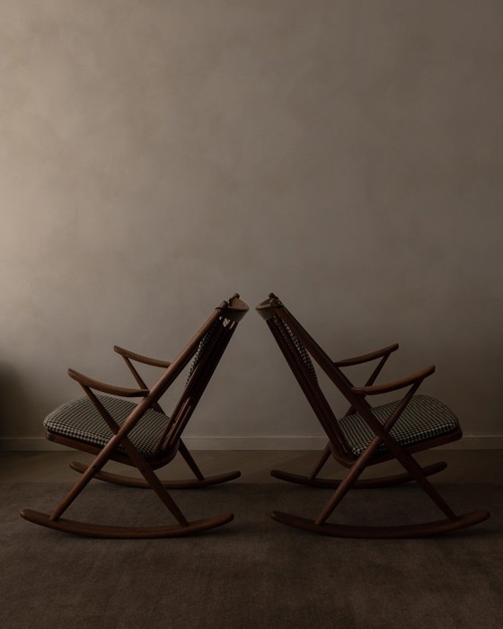 Image 1 of Set van 2 vintage Deense teakhouten schommelstoelen model 182 van Frank Reenskaug voor Bramin, jaren 1950.