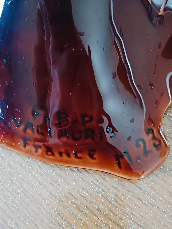 Image 1 of Bol Vallauris 28 cm à motif de feuille signé