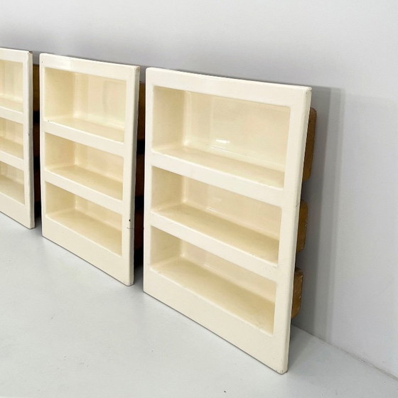 Image 1 of Étagères murales encastrées Space Age en fibre de verre, années 1970