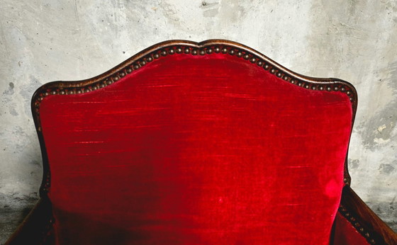Image 1 of Par de sillones bergère estilo Luis XV en terciopelo rojo.
