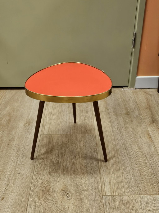 Tavolino Vintage per Piante Tavolino Formica Rosso