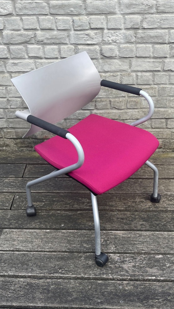 Image 1 of Luxy conference visitor chairs model Air on wheels