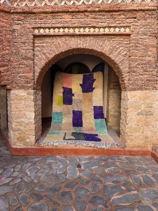 Alfombra Boujaad marroquí abstracta 265 x 160 cm