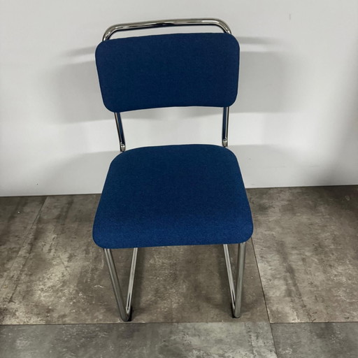 Gispen classics set of 6 – Bert Plantagie, eetkamerstoelen, Plastic, Textile (photo 2 of 3)