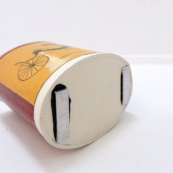 Image 1 of Metal wastepaper basket “Light Brett”, lithograph by Arthur A. Kaplan Co.