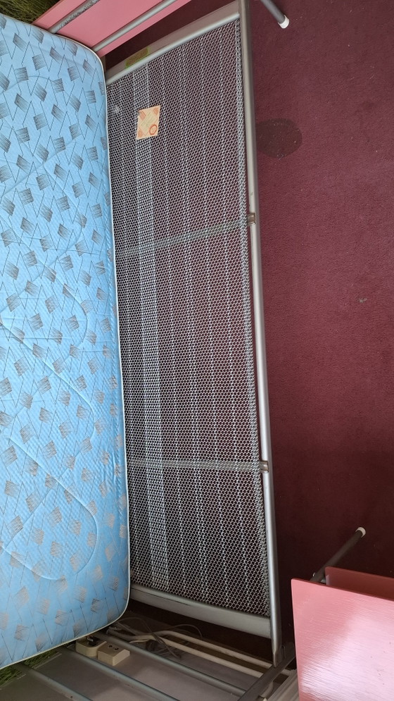 Jaren 60 slaapkamerset – Merk onbekend, Eenpersoonsbedden, Metal, Textile (photo 6 of 8)