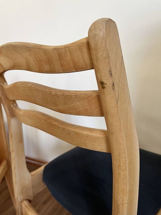 Image 1 of 4 sedie in legno e tessuto a coste