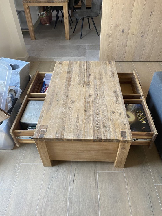 Image 1 of Table basse en acacia massif (120x75x45)