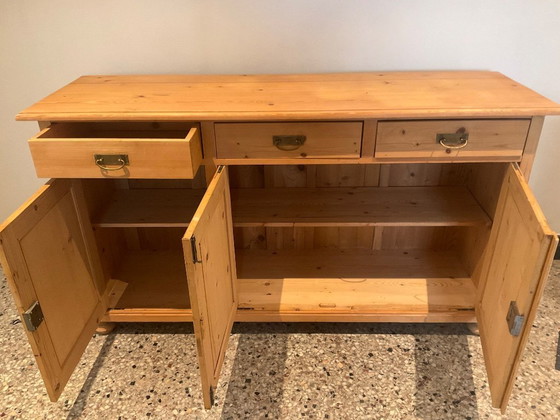 Image 1 of Credenza, cassettiera, legno tenero, antica