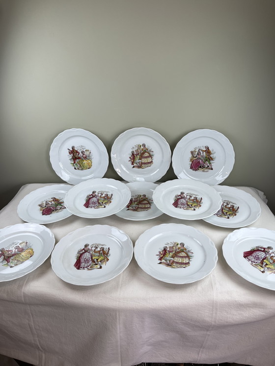 Image 1 of 12 piatti di porcellana