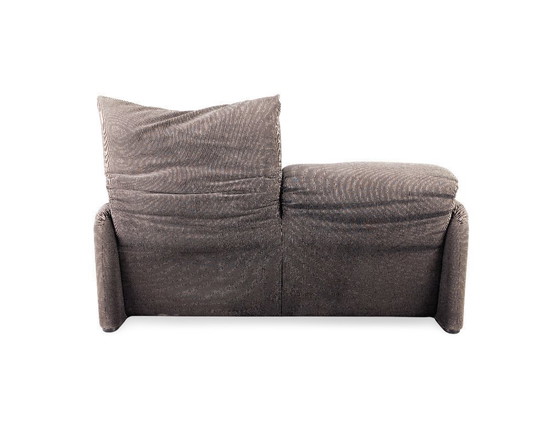 Image 1 of Cassina Maralunga tweezitsbank Vico Magistretti corduroy grijze bank