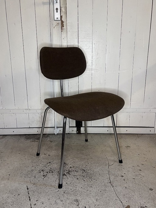 Sedia Egon Eiermann SE 68 – Wilde + Spieth – Design Vintage
