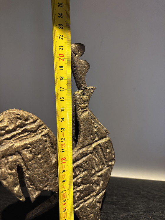 Brutalistisch Bronzen Beeld Haan – Vintage Afrikaanse Kunst (1.5kg) Cire Perdue – Decoratieve objecten, Brass (photo 8 of 10)