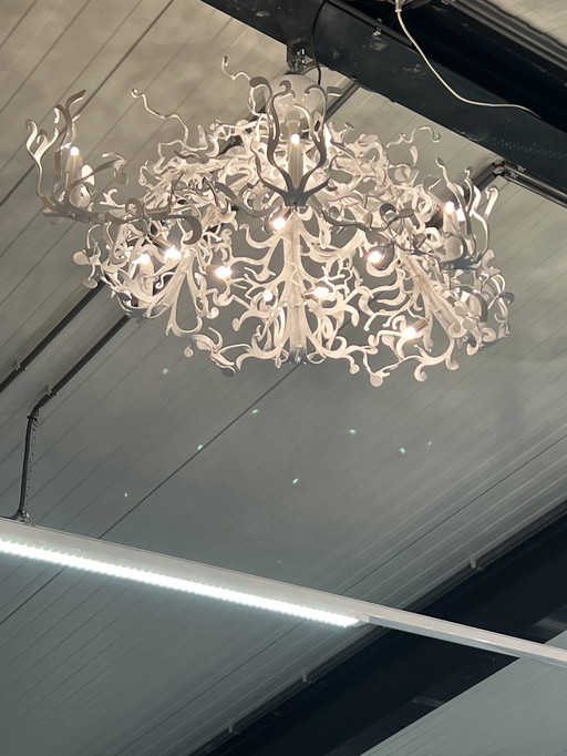 Lampadario Flower Power di marca van Egmond bianco