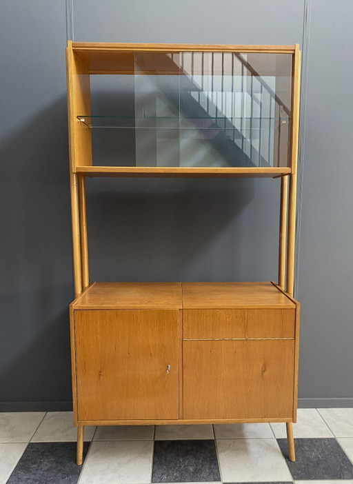 Separador de ambientes de alacena de Frantisek Jirak Modelo Monti 300 para Tatra Nabytok