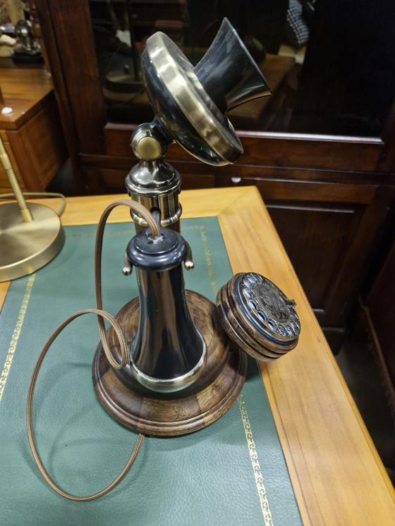 Image 1 of Telefono antico