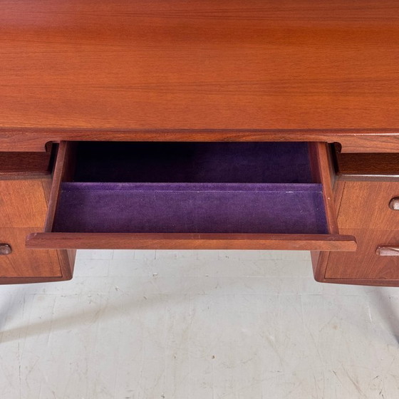 Image 1 of Cómoda “Fresco” de teca de Viktor Wilkins para GPlan, década de 1960