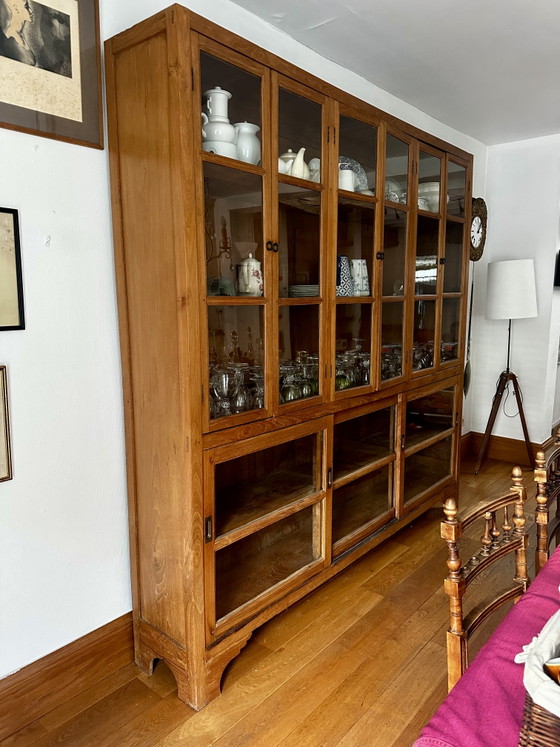 Antiquitätenladenschrank / Apothekerschrank – Vitrine, Wood (photo 4 of 5)