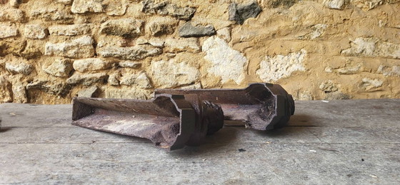 Paar gusseiserne Feuerböcke aus dem 19. Jahrhundert – Dekorative Objekte, Cast Iron (photo 4 of 6)
