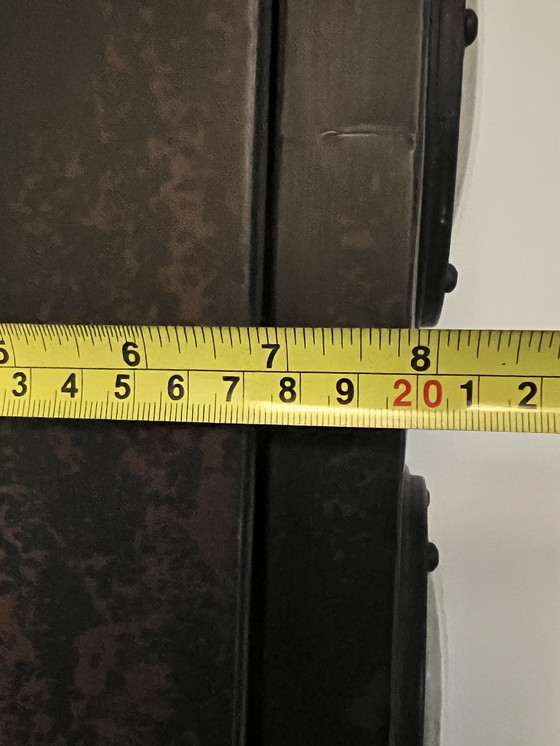 Image 1 of Armadio industriale a parete in metallo con finestre a oblò in vetro