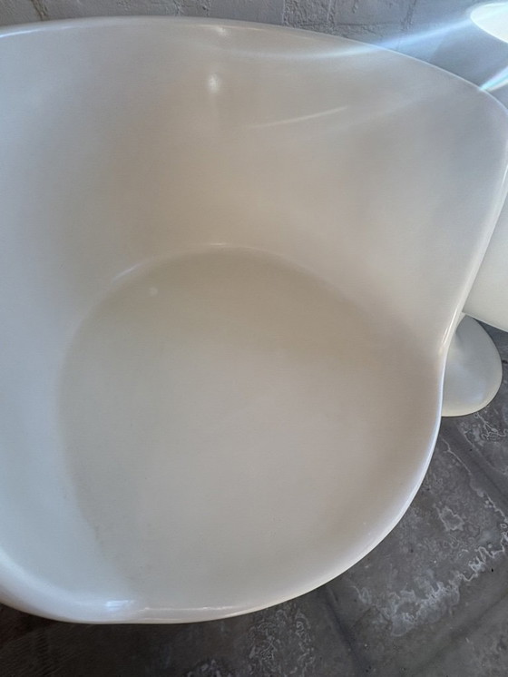 Image 1 of Schalensitze aus dem Weltraumzeitalter