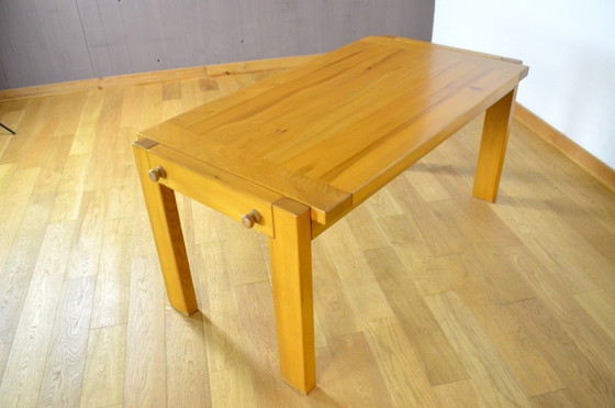 Image 1 of Table de Repas En Orme De La Maison Regain Vintage 1980